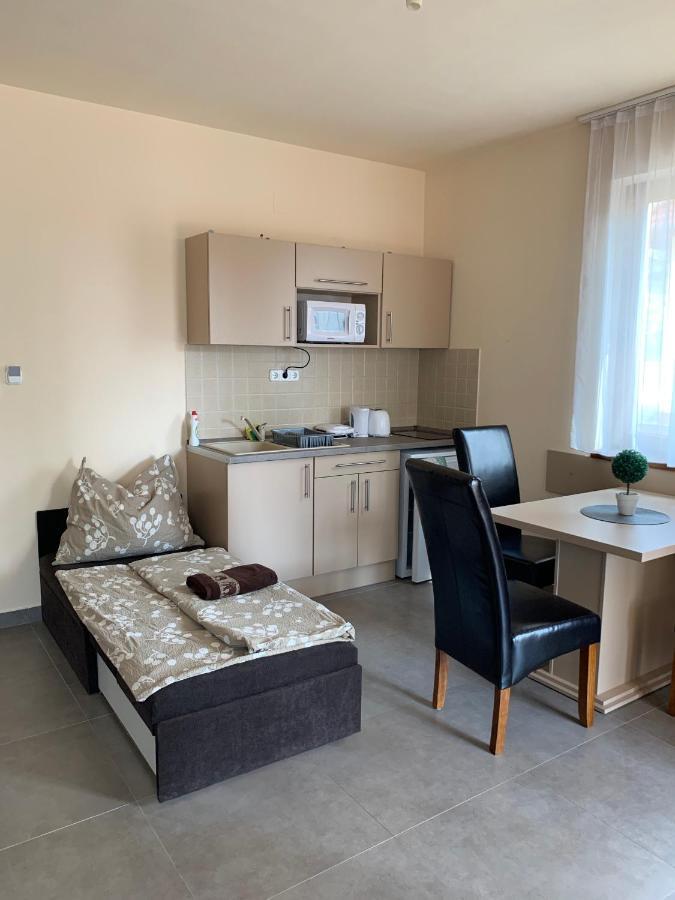 Ferienwohnung Balaton Apartmanhaz Siófok Exterior foto