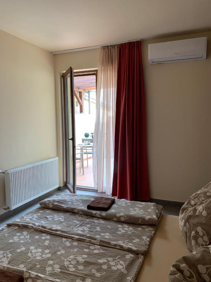 Ferienwohnung Balaton Apartmanhaz Siófok Exterior foto