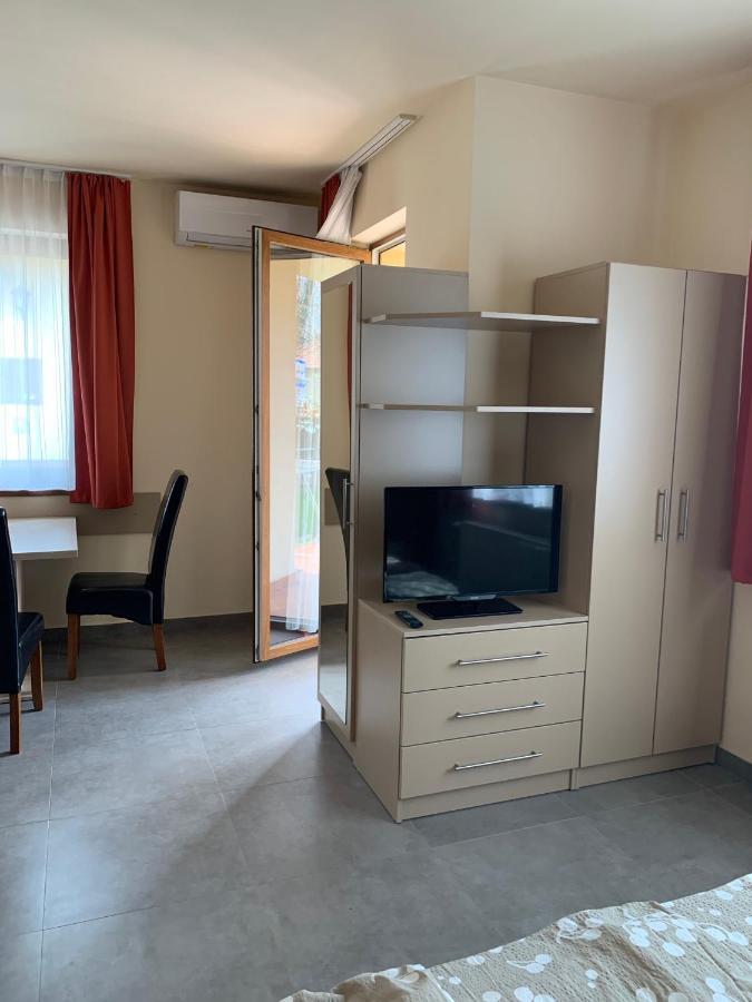 Ferienwohnung Balaton Apartmanhaz Siófok Exterior foto